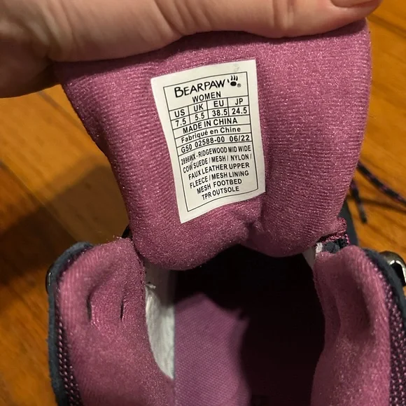 BearPaw Women's Purple and Black Lace-Up Hiking Boots (NWOT) - Picture 3 of 7